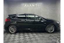 Ford Focus T EcoBoost ST-Line 