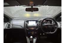 Ford Focus T EcoBoost ST-Line 