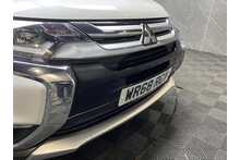 Mitsubishi Outlander DI-D 3 