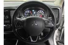 Mitsubishi Outlander DI-D 3 