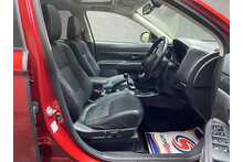 Mitsubishi Outlander DI-D 4 