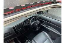 Mitsubishi Outlander DI-D 4 
