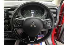 Mitsubishi Outlander DI-D 4 