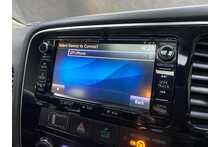 Mitsubishi Outlander DI-D 4 