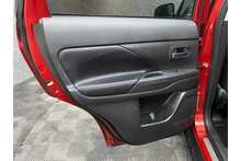 Mitsubishi Outlander DI-D 4 