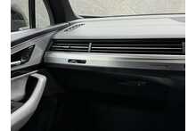 Audi Q7 TDI V6 S line 