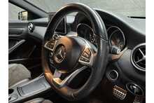 Mercedes-Benz CLA CLA180 AMG Line 