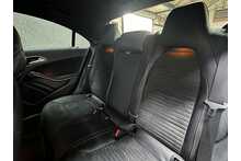 Mercedes-Benz CLA CLA180 AMG Line 