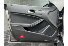 Mercedes-Benz CLA CLA180 AMG Line 