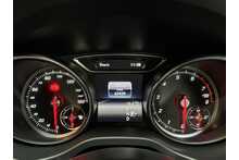 Mercedes-Benz CLA CLA180 AMG Line 