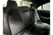 Mercedes-Benz CLA CLA180 AMG Line Edition 