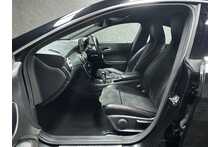 Mercedes-Benz CLA CLA180 AMG Line Edition 