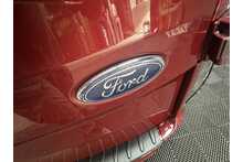 Ford Transit Custom 260 EcoBlue Leader 