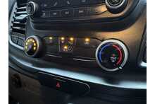 Ford Transit Custom 260 EcoBlue Leader 