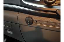 Ford Transit Custom 260 EcoBlue Leader 