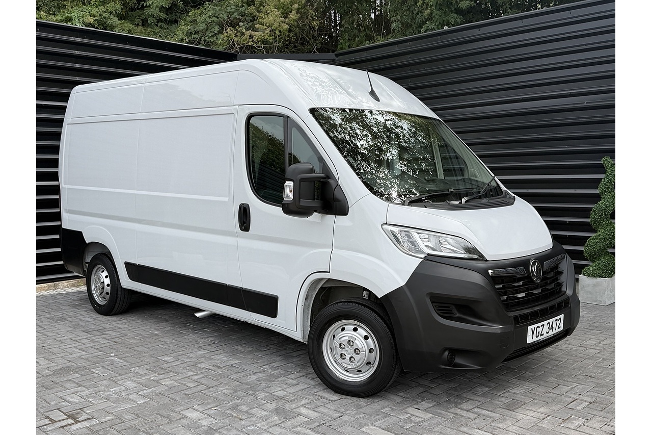 Vauxhall 2.2 CDTi 3500 BiTurbo Dynamic Panel Van 5dr Diesel Manual FWD L2 H2 Euro 6 (s/s) (140 ps)