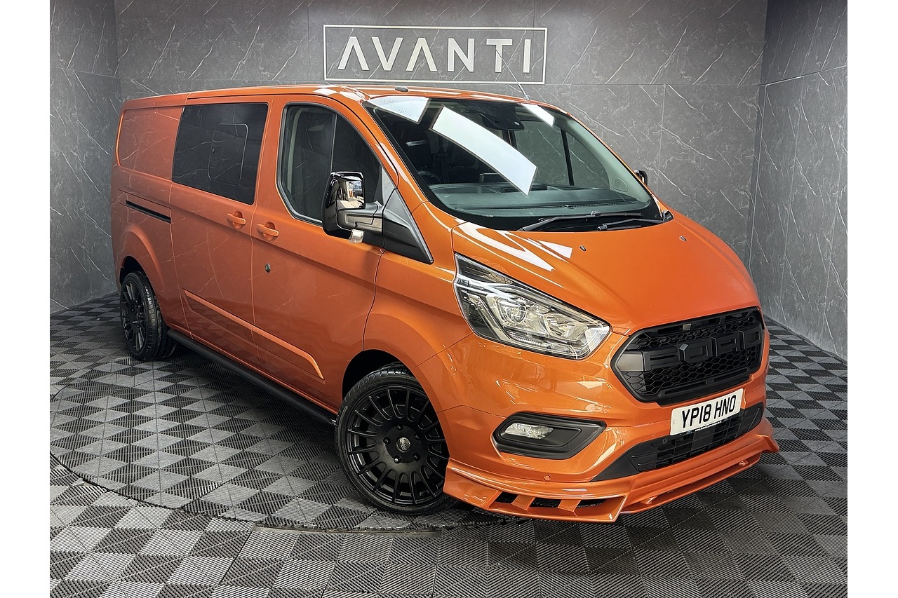 Ford 2.0 320 EcoBlue Limited Crew Van Double Cab 5dr Diesel Manual L2 H1 Euro 6 (6 Seat) (130 ps)