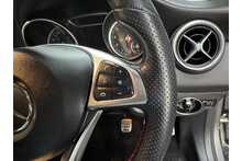 Mercedes-Benz CLA CLA180 AMG Line Edition 