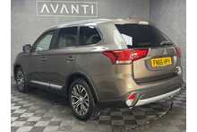 Mitsubishi Outlander DI-D GX3 