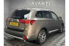 Mitsubishi Outlander DI-D GX3 
