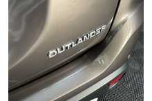 Mitsubishi Outlander DI-D GX3 