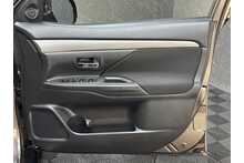 Mitsubishi Outlander DI-D GX3 