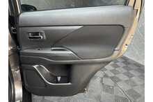 Mitsubishi Outlander DI-D GX3 