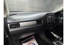 Mitsubishi Outlander DI-D GX3 