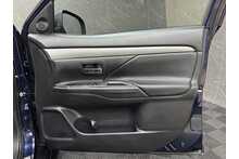 Mitsubishi Outlander DI-D 3 