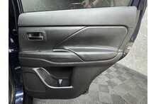 Mitsubishi Outlander DI-D 3 