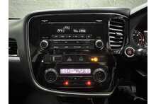 Mitsubishi Outlander DI-D 3 