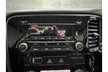 Mitsubishi Outlander DI-D 3 