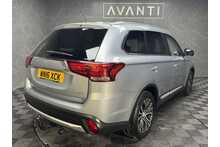 Mitsubishi Outlander DI-D GX3 