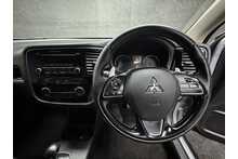 Mitsubishi Outlander DI-D GX3 