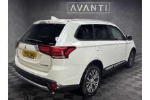 Mitsubishi Outlander DI-D 4 