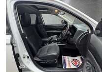 Mitsubishi Outlander DI-D 4 