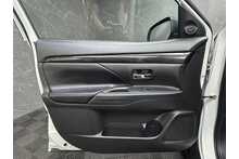 Mitsubishi Outlander DI-D 4 
