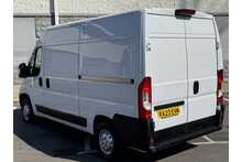 Peugeot Boxer BlueHDi 335 Professional Premium + 