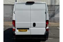 Peugeot Boxer BlueHDi 335 Professional Premium + 