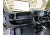 Peugeot Boxer BlueHDi 335 Professional Premium + 