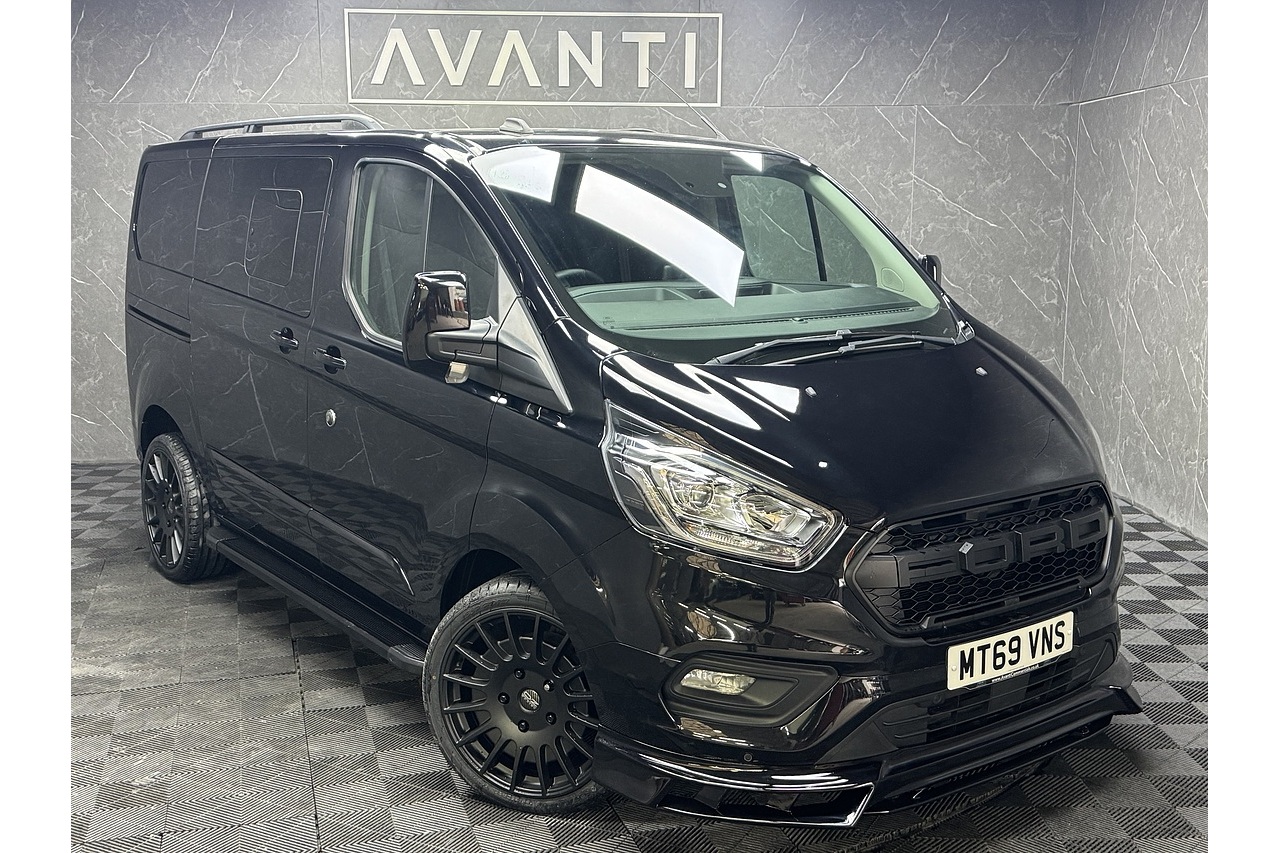 Ford 2.0 300 EcoBlue Limited Crew Van Double Cab 5dr Diesel Manual L1 H1 Euro 6 (s/s) (6 Seat) (130 ps)