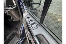 Ford Transit Custom 320 EcoBlue Limited 
