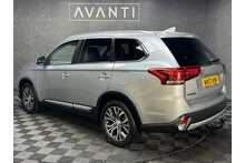 Mitsubishi Outlander DI-D 3 
