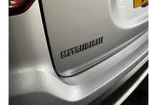 Mitsubishi Outlander DI-D 3 