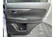 Mitsubishi Outlander DI-D 3 