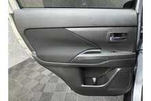 Mitsubishi Outlander DI-D 3 