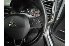 Mitsubishi Outlander DI-D 3 