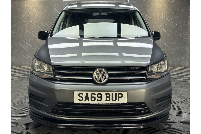 Volkswagen 2.0 TDI C20 Crew Van Double Cab 5dr Diesel DSG LWB Euro 6 (s/s) (102 ps)