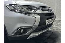 Mitsubishi Outlander DI-D 3 