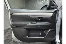 Mitsubishi Outlander DI-D 3 